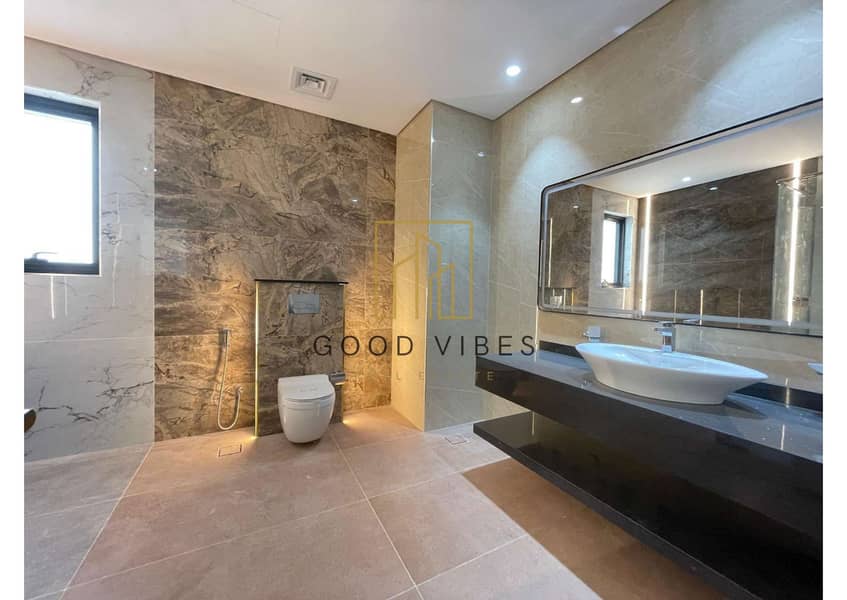 21 Villa 146_compressed_page-0022. jpg