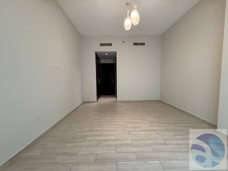 Modern 2BHK + Maid Room for Rent in Hor Al Anz | Close Kitchen | All Amenities |