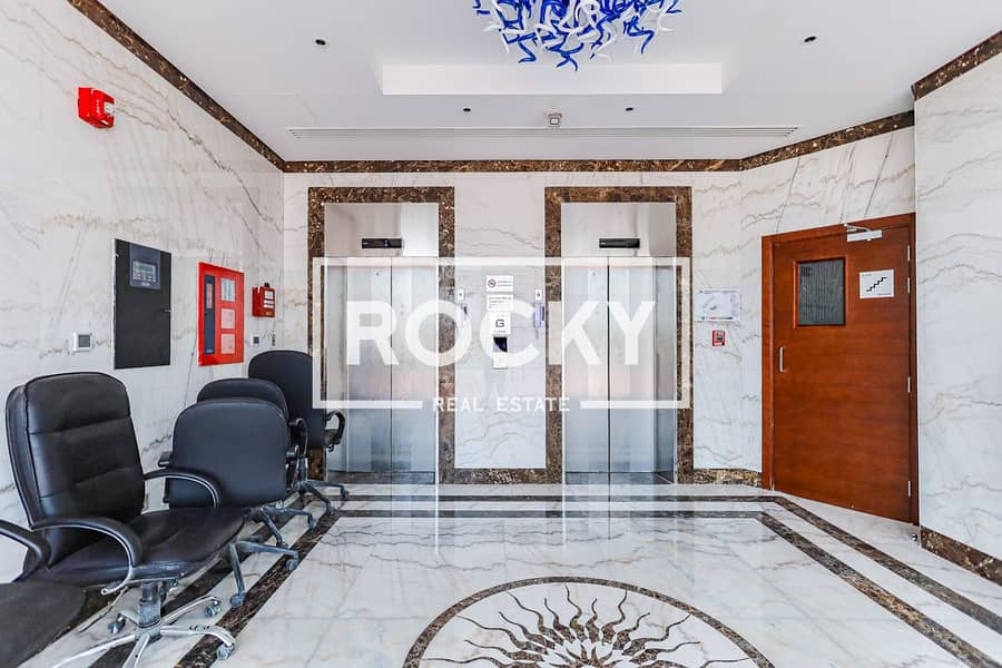 13 Liwan 2 - Al Hosam Building -10. JPG