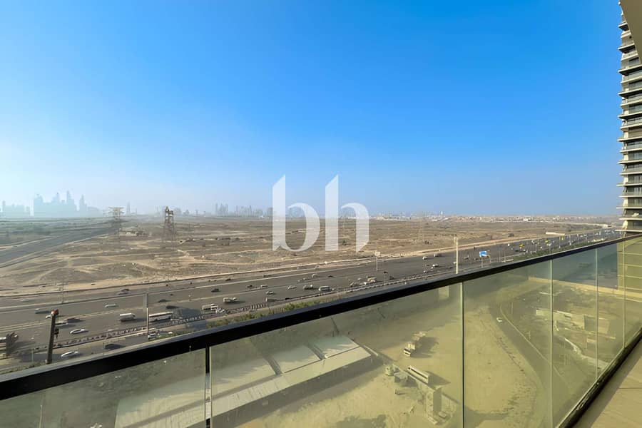 Corner Unit | Marina Skyline View | Exclusive