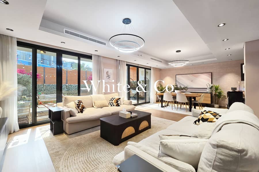 Bespoke Townhouse | Open Living | 4 Bed Bespoke Townhouse | Open Living | 4 Bed