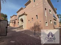 فیلا في الراشدية 6 غرف 340000 درهم - 14874086