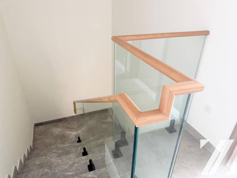 Spacious Modern | Single Row | Multiple Cheques - Image 20