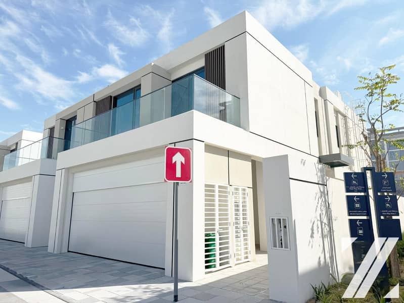 Spacious Modern | Single Row | Multiple Cheques - Image 23