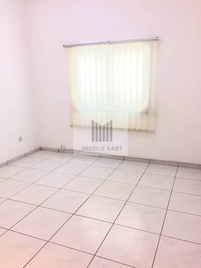 Big Good Studio | On Main Road | Chiller Free Big Good Studio | On Main Road | Chiller Free