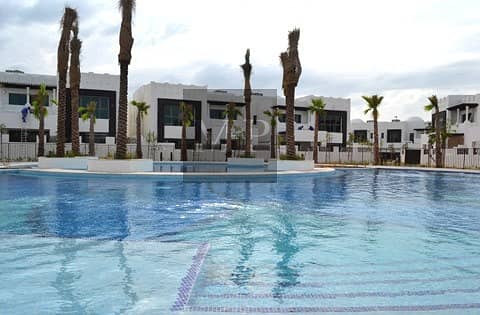Spacious Villa |Stunning park | Huge swimming pool