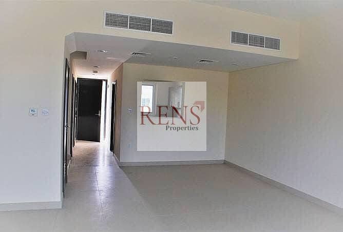 Spacious 2-Floor Villa | 3BR + Maid | Private Balcony - More
