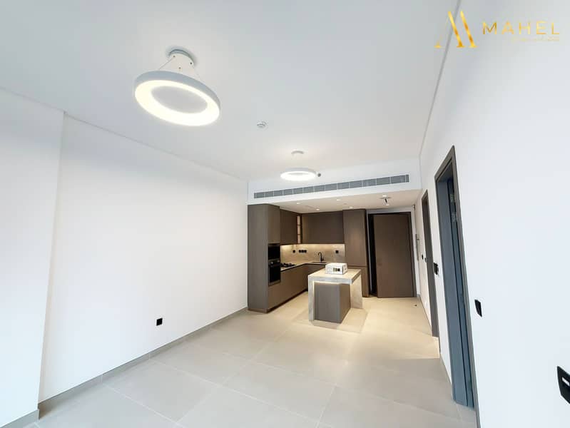 Prime Location | Best Deal | Pool View - Image 4