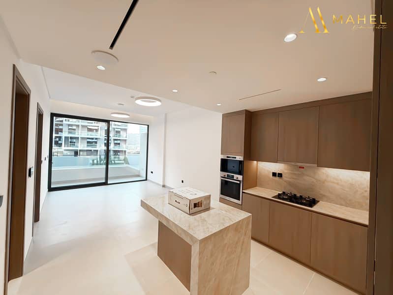 Prime Location | Best Deal | Pool View - Image 7