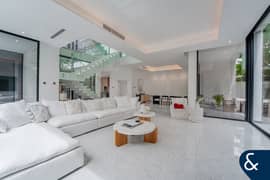 فیلا في كوريسيا I،البراري 5 غرف 14950000 درهم - 14877558