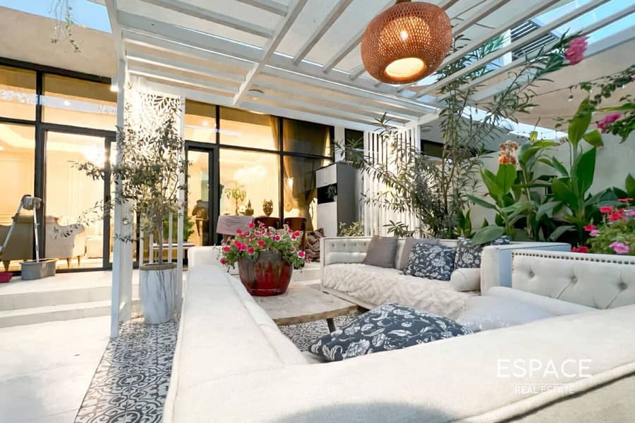 4 Bed Villa | Vacant | Upgraded 4 Bed Villa | Vacant | Upgraded