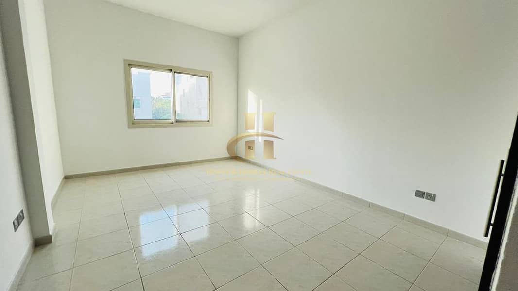 2 WhatsApp Image 2026-04-16 at 16.25. 43 (4). jpeg