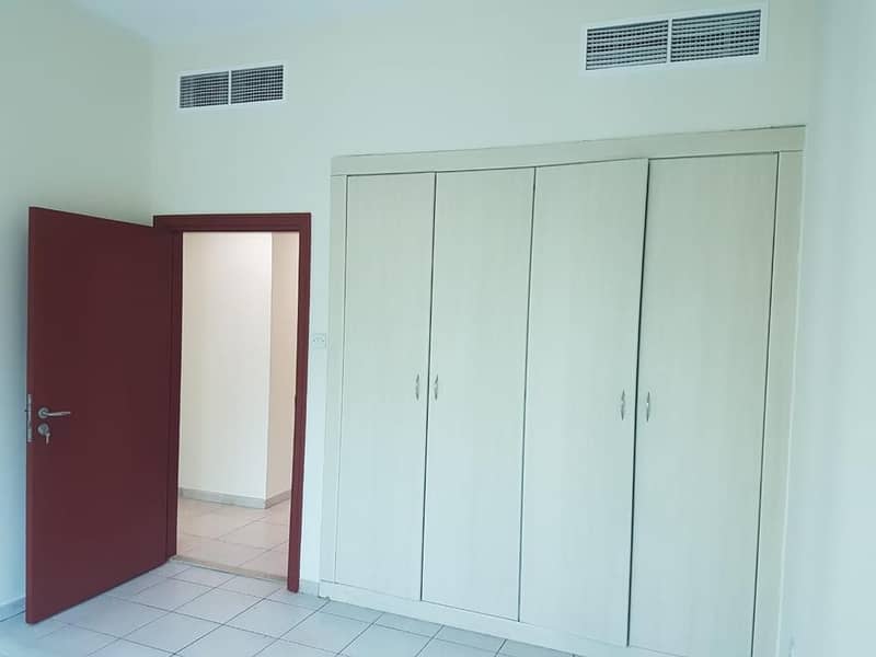 Квартира в Бур Дубай，Аль Манкул, 2 cпальни, 62000 AED - 4423496