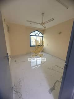 للايجار غرفه وصاله في منطقه اليرموك مصينة صيانة كاملة فى بناية جديدة ومصانة بالكامل قريبة من شارع الوحدة وبجوار جميع الخدمات وبجوار المدارس الايجار