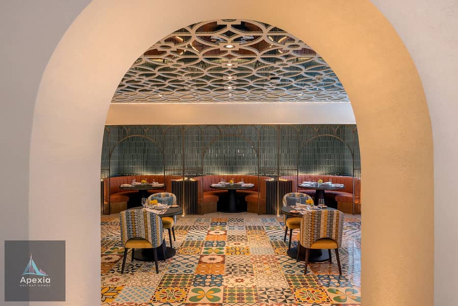 8 La_Sirene_Primary_Dining_Area. jpg