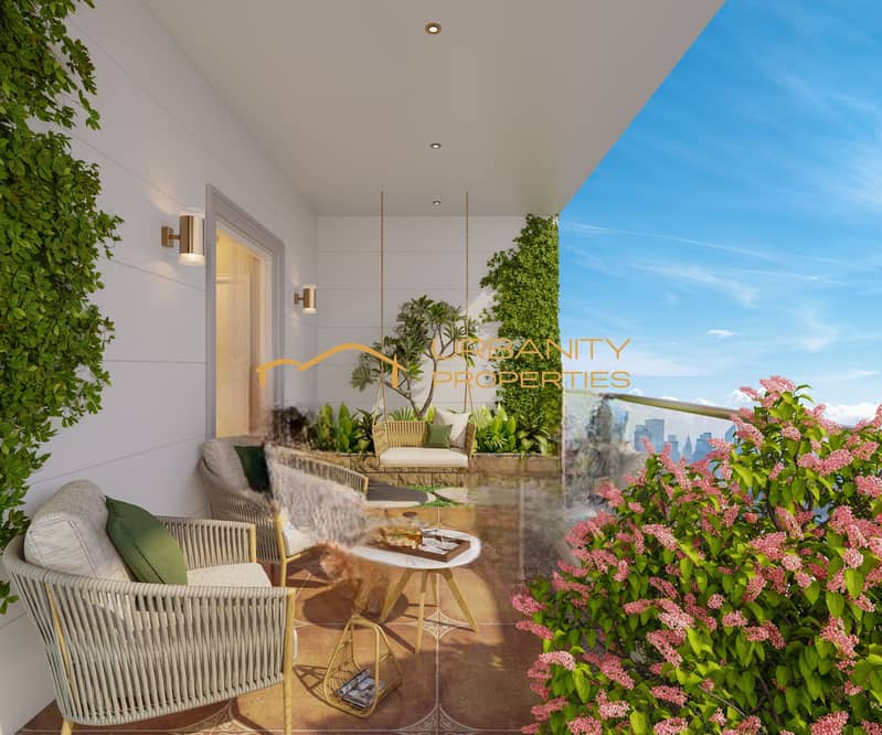 8 BALCONY 003. jpg