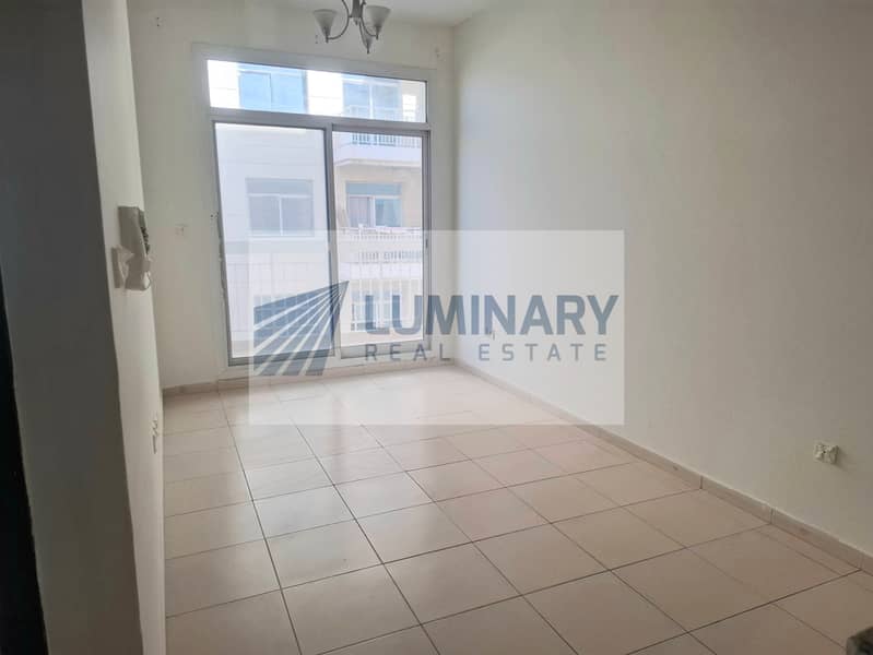 1BR Apartment | Vacant | Prime Location