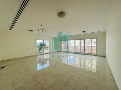Villa para en Alquiler en Umm Suqeim, Dubai - 1000294057. jpg