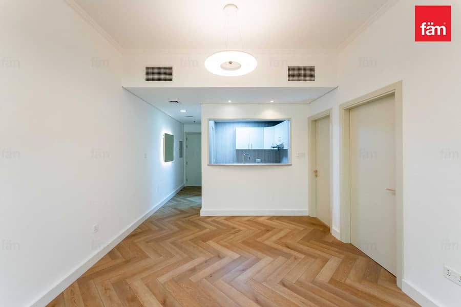 Newly Refurbished And Elegantly Enhanced Newly Refurbished And Elegantly Enhanced