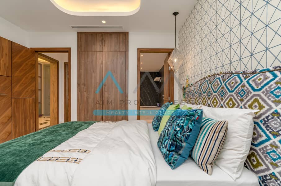 43 Jumeirah Island 5 _ Villa 6 _ 4 BR-17. jpg