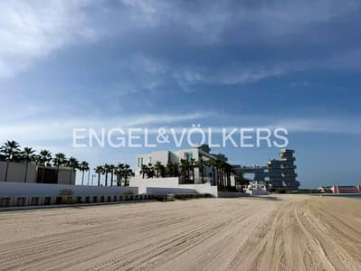Plot for Sale in Palm Jumeirah, Dubai - Massive Plot | 17,378 Sq Ft | Rare Opportunity