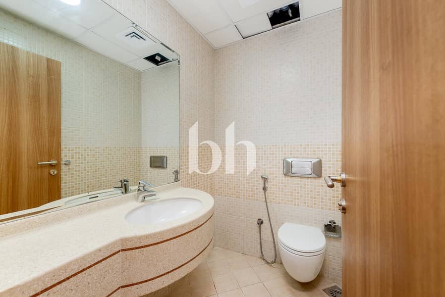 4 images image img