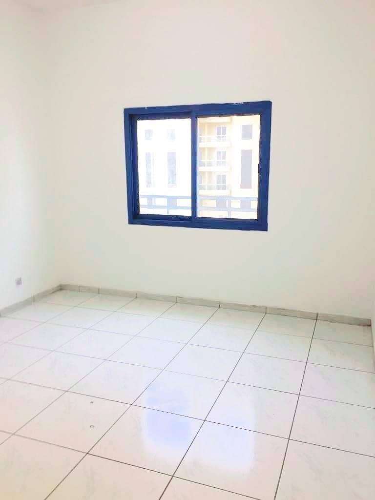 On Main Road | AC  Free | Office Studio |Good Location