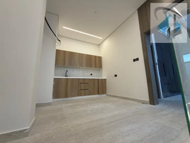 For sale, a villa in Ajman at a bargain price, in an excellent location, freehold for life for all nationalities, with the possibility of bank financ - More