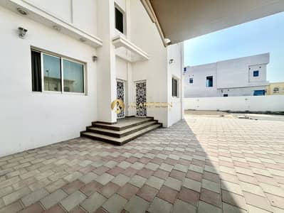 Villa de 4 chambres à à louer à Al Barsha, Dubai - WhatsApp Image 2026-04-17 at 3.17. 14 PM. jpeg Villa de 4 chambres à à louer à Al Barsha, Dubai - WhatsApp Image 2026-04-17 at 3.17. 14 PM. jpeg