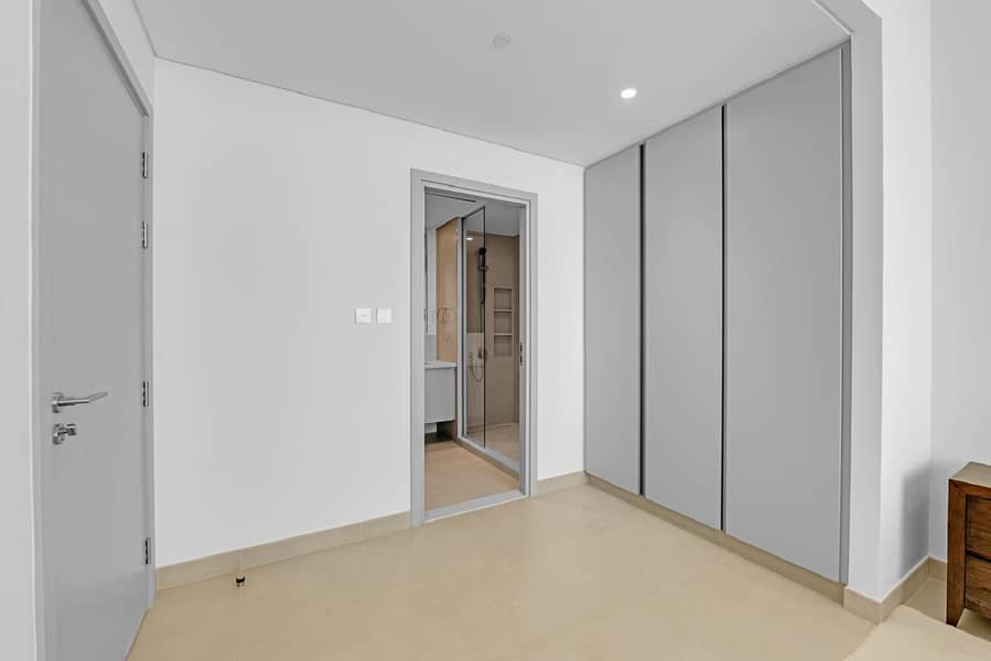14 CP07-Bed1-2. jpg