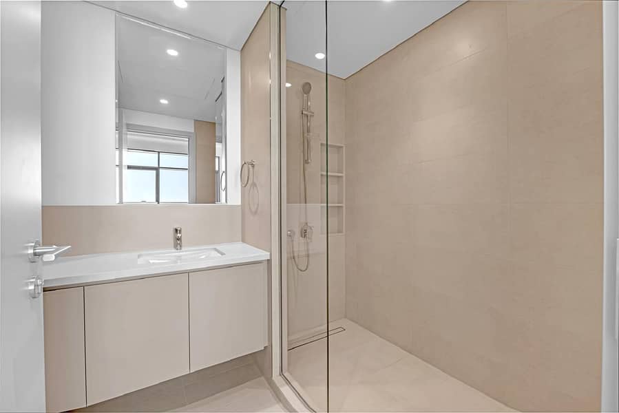 17 CP07-Bath. jpg