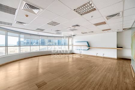 Office for Rent in Sheikh Zayed Road, Dubai - Fully Fitted Office with Amazing SZR View Office for Rent in Sheikh Zayed Road, Dubai - Fully Fitted Office with Amazing SZR View