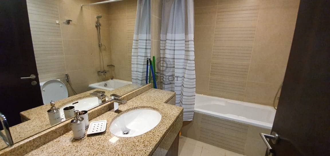 11 LUXURY FULLY FURNISHED 1 BEDROOM APARTMENT NEXT TO METRO STATION