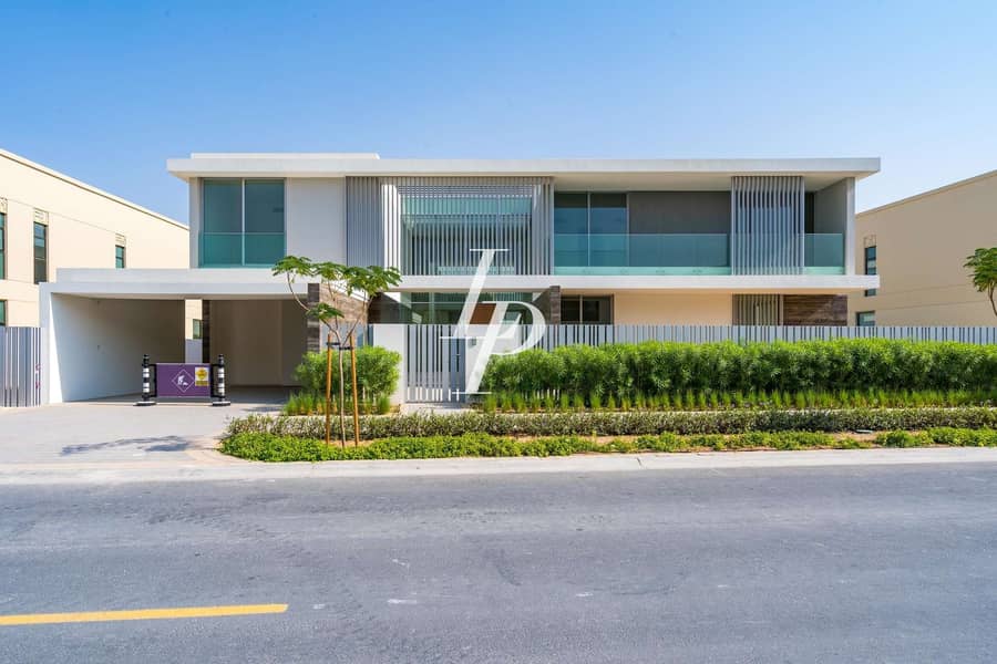 Exclusively Listed Modern Villa|Golf Course View Exclusively Listed Modern Villa|Golf Course View