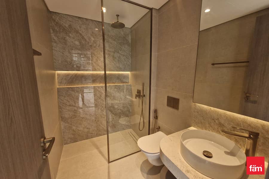 Luxury | Brand New | Vacant | Pool View - Image 6