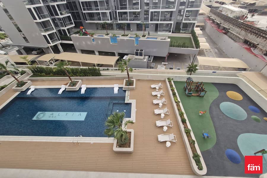 Luxury | Brand New | Vacant | Pool View - Image 11
