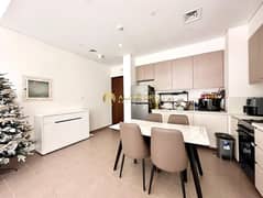 مفروشة بغرفة نوم واحدة | شرفة | إطلالة على وسط المدينة والمسبح