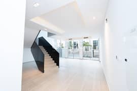 4 Bdr + Maid Villa | Ready to Move | Private Pool