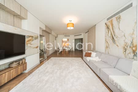 2 Bedroom Flat for Sale in Palm Jumeirah, Dubai - Fully Upgraded | 2BR+Maid | Park View