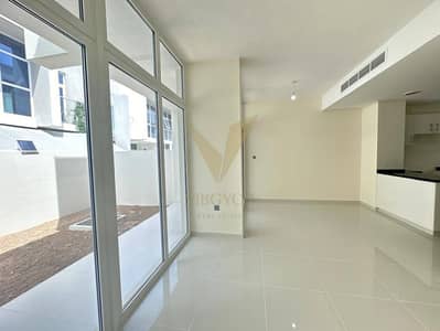 3 habitaciones Townhouse para en Venta en DAMAC Hills 2 (Akoya by DAMAC), Dubai - Casa adosada en DAMAC Hills 2 (Akoya by DAMAC)，Albizia, 3 dormitorios, 1500000 AED - 14894910
