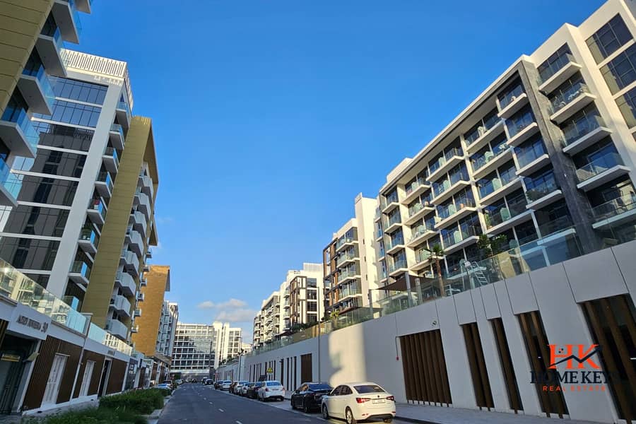 10 azizi-riviera_7YbJp_xl. jpg