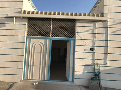 5 Bedroom Villa for Rent in Al Sabkha, Sharjah - 1 5 Bedroom Villa for Rent in Al Sabkha, Sharjah - 1
