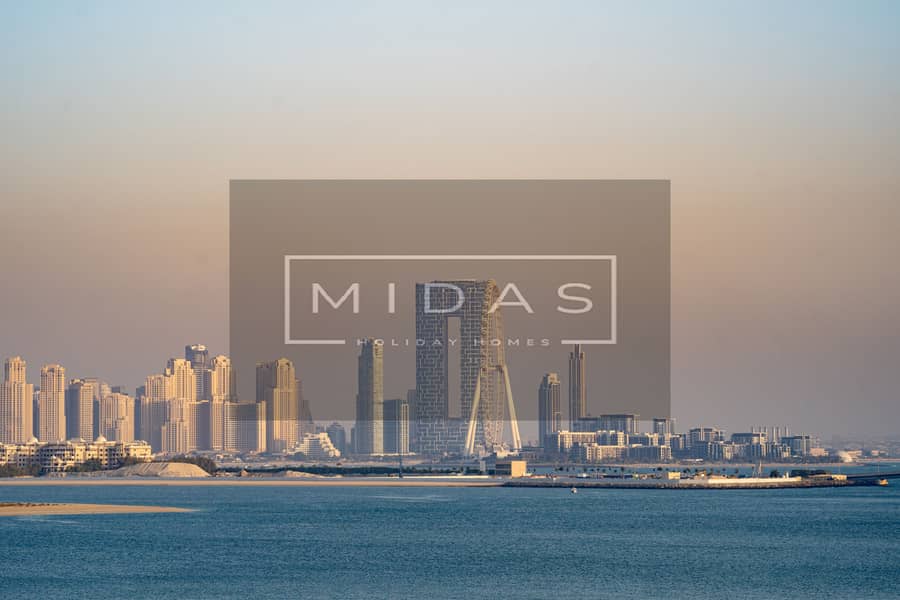 10 9 Dubai Skyline View - Day. jpg