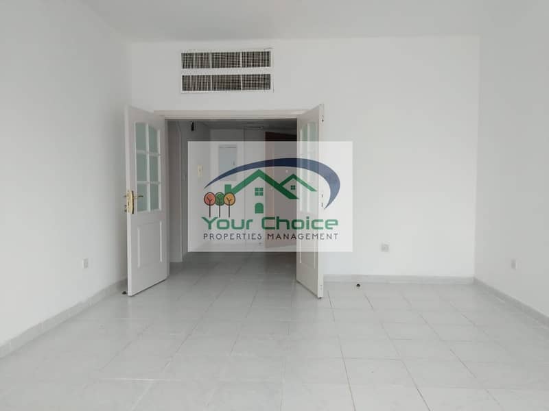 FAMILY SHARING| Bright and Spacious 2 Bedroom with wardrobes & Balcony for only 60