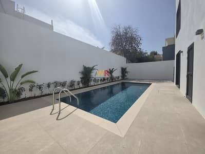 5 Bedroom Villa for Rent in Jumeirah, Dubai - WhatsApp Image 2026-04-17 at 15.22. 08 (1). jpeg 5 Bedroom Villa for Rent in Jumeirah, Dubai - WhatsApp Image 2026-04-17 at 15.22. 08 (1). jpeg