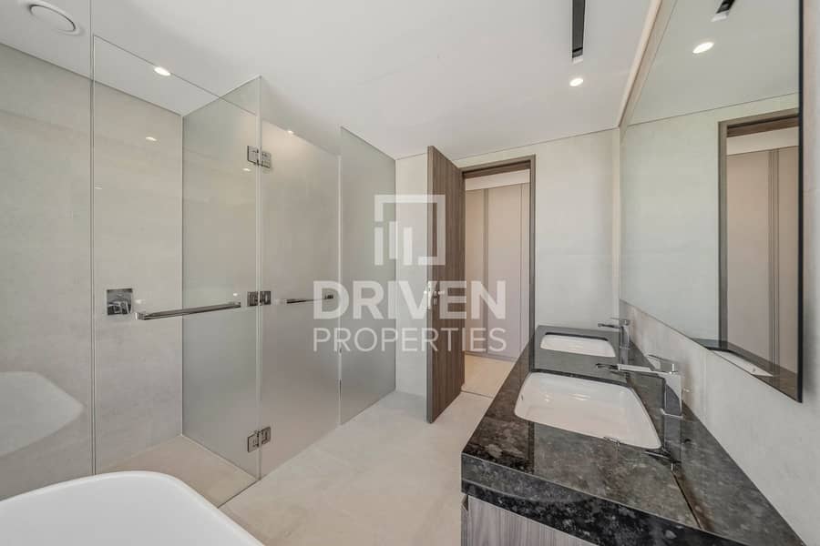 Exclusive | Amazing Skyline Views | Private Pool - Image 19