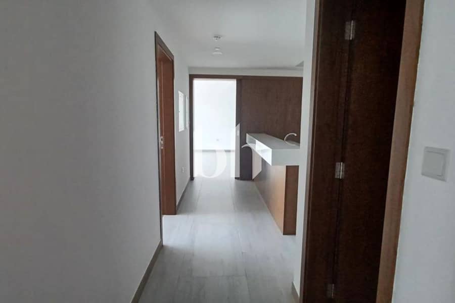 3 images image img