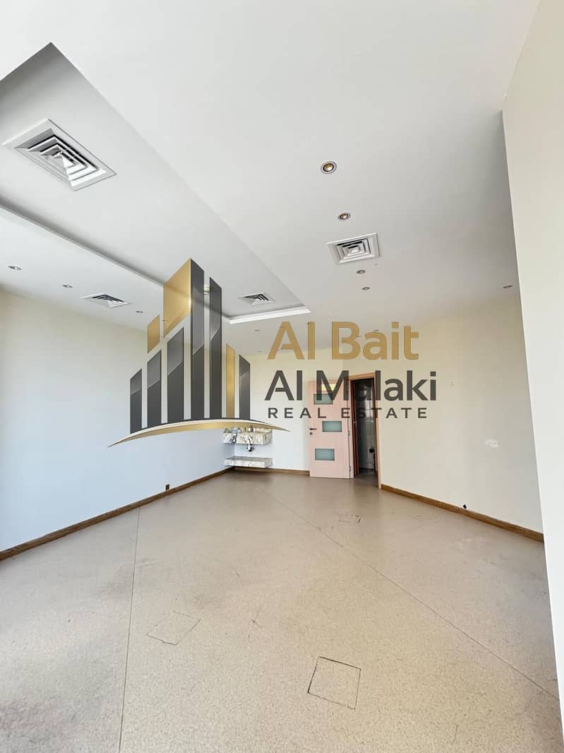 Office for Rent in Al Majaz 1 with Free AC & Parking. . . . – pohled 4