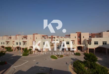 2 Bedroom Townhouse for Rent in Al Ghadeer, Abu Dhabi - e9d349fa-9df9-4d7e-9108-0fa8cf3ec142. jpg 2 Bedroom Townhouse for Rent in Al Ghadeer, Abu Dhabi - e9d349fa-9df9-4d7e-9108-0fa8cf3ec142. jpg