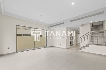 5 habitaciones Townhouse para en Alquiler en DAMAC Lagoons, Dubai - Casa adosada en DAMAC Lagoons，Malta, 5 dormitorios, 285000 AED - 14878039